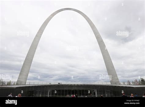 Gateway Arch St Louis Missouri Stock Photo Alamy