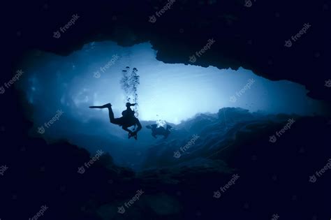 Premium Photo Diving In The Cenotes Mexico Dangerous Caves Diving