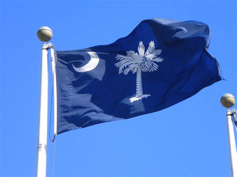 YAHOO! says South Carolina flag is country's best - Explore Beaufort SC