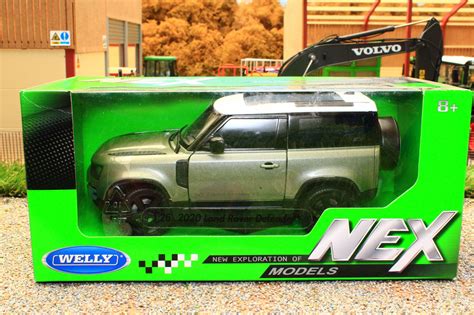 Wel24110g Welly 124 Scale New Land Rover Defender 90 2020 In Green An