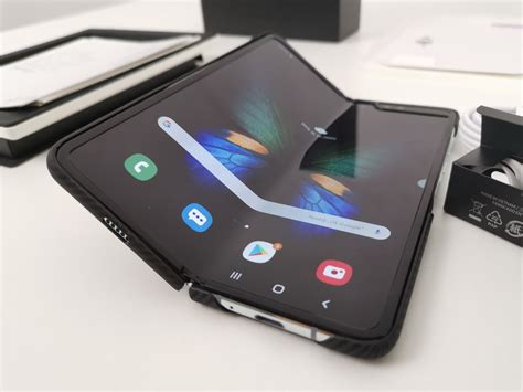 Samsung Galaxy Fold Review N Rom N Telefonul Pliabil Care A Ren Scut