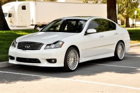 INFINITI M35 - 73px Image #2