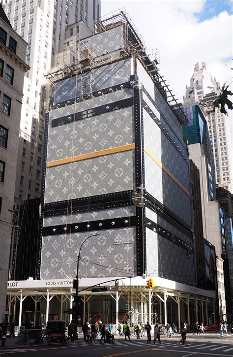 NEW YORK 1 East 57th St Louis Vuitton FT FLOORS Page 5