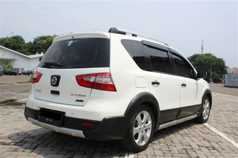 Grand Livina Nissan Xgear At Putih Mobilbekas