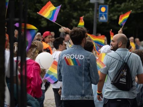 Nu svarer ledelse i Chr Hansen på skarp kritik af droppet Pride støtte