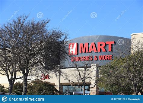 Supermarket editorial image. Image of mart, logo, group - 137255125