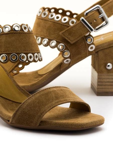 Sandalias Alpe Cuero Remaches Para Mujer Monchel