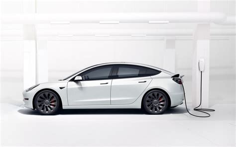 The Tesla Model 3 Is The Electric Car That Consumes The Least Energy ...