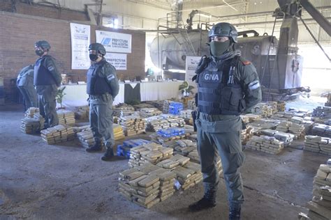 Fuerzas Federales incineran más de 21 toneladas de marihuana