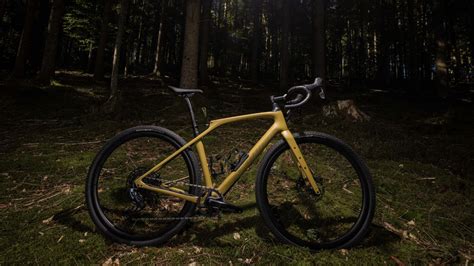 Specialized release a full-suspension gravel bike, the Diverge STR ...