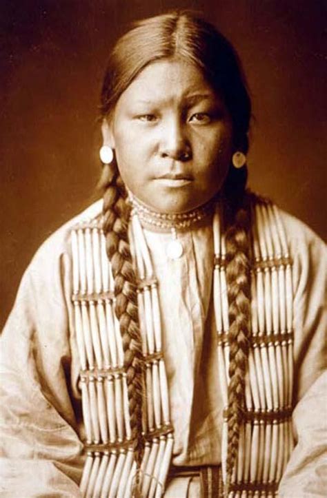 Here For Your Browsing Pleasure Is A Grand Photo Of Cheyenne Girl It Was Made In 1905 By Edward