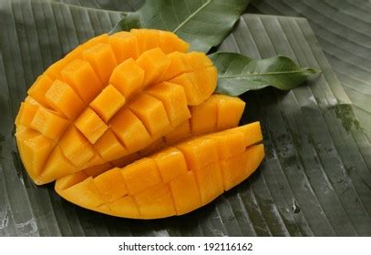 Ripe Mango Cube Cut On Banana Stock Photo 192116195 Shutterstock