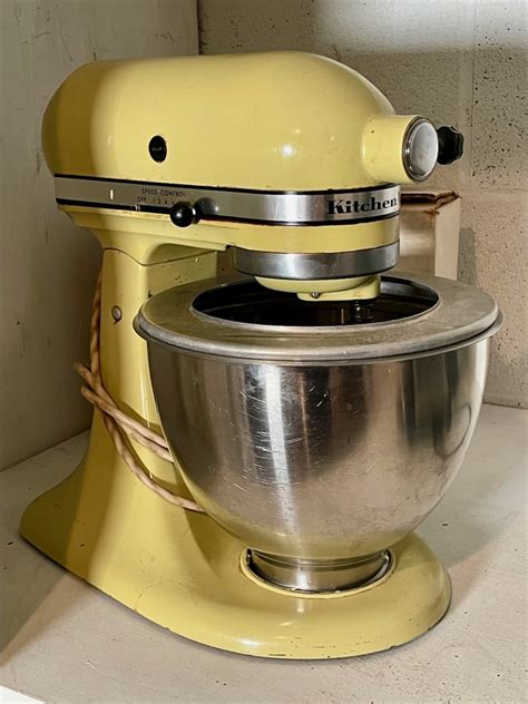 Rust Belt Revival Online Auctions - Vintage Yellow Kitchenaid Mixer