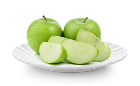 Premium Photo Green Apple In Plate On White Space