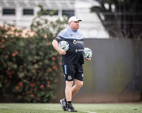 Escalação Marcelo Fernandes esboça Santos mudanças para jogo