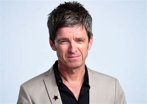 Noel Gallagher Mocks Liam Gallagher S S T Songwriting Skills Daily