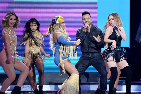 'Despacito' wins big at 2018 Latin Billboard Awards - UPI.com