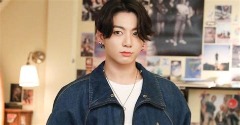 Jungkook Podría Tener Un Tatuaje En La Espalda De Acuerdo Con Sus Fans