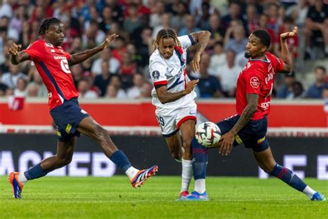 Angers Psg Bradley Barcola D Passe Kylian Mbapp