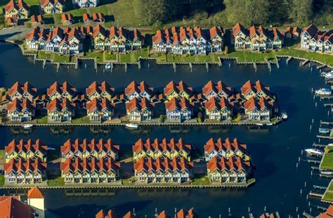 Rheinberg Aus Der Vogelperspektive Hafendorf Am Rheinsberger See Im