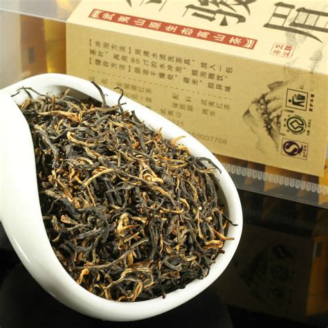 正宗武夷山春茶金骏眉红茶蜜香茶叶特级散装金俊眉礼盒袋装500g虎窝淘