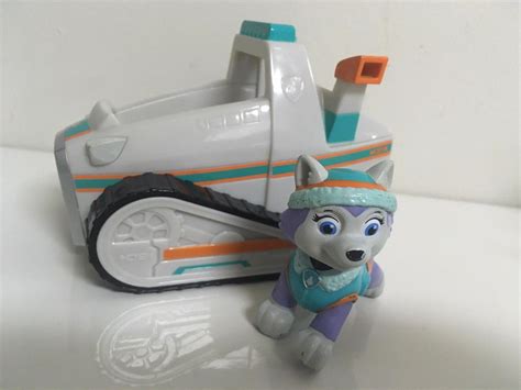 Paw Patrol EVEREST Figure and Vehicle | #1966808381