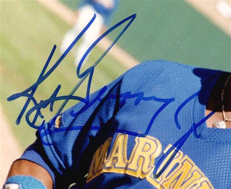 Ken Griffey, Jr. | PSA AutographFacts℠