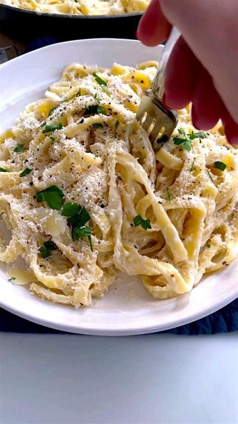 The Best Fettuccine Alfredo Recipe Ever Artofit