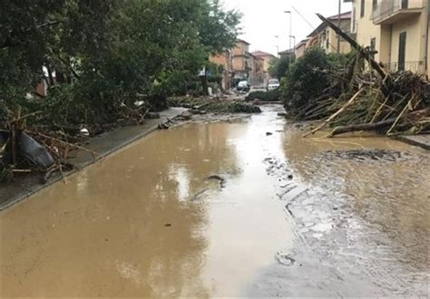 More than 36,000 People Displaced by Northern Italy Floods - Other ...