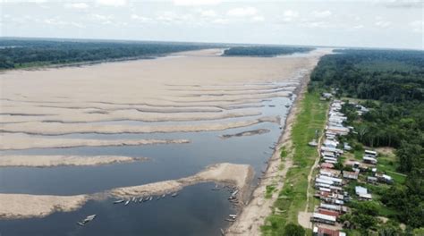 El Niño Negro Solimões e mais 40 rios da Amazônia e Pantanal estão em