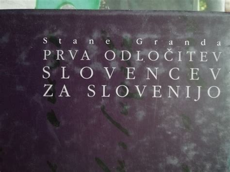 Knjiga Prva odločitev Slovencev za Slovenijo Granda