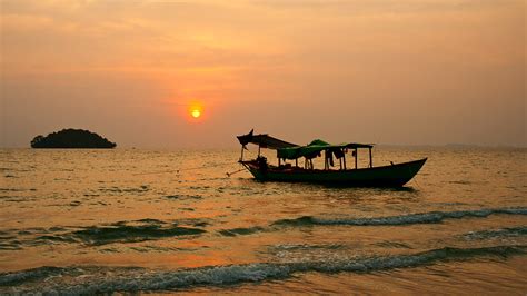 Best Beaches in Cambodia - Beach Tomato