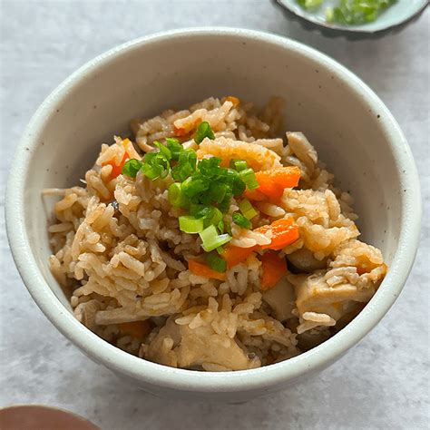 Tori Kinoko Takikomi Gohan Japanese Mixed Rice With Chicken And Mushrooms