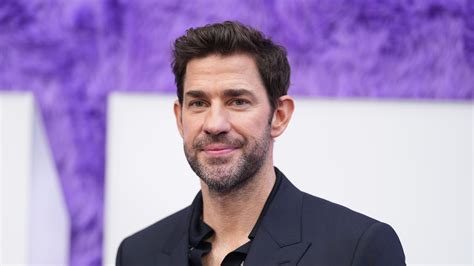 John Krasinski é eleito o homem mais sexy do mundo de 2024 pela revista