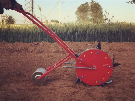 Máquina Plantadora De Maíz Con Empuje Manual Fertilizante De Semillas Y