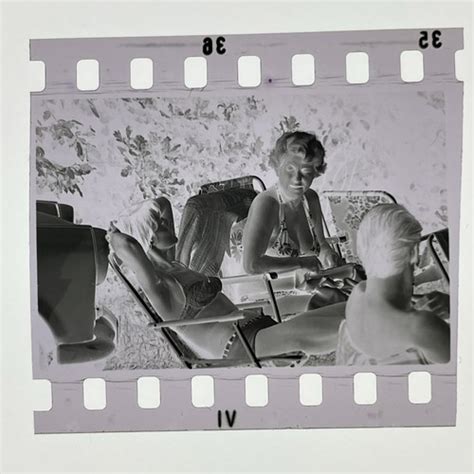 Nude Nackt Naked Frau Dame Maid Maiden Mädel Mädchen x Original Negativ Foto eBay