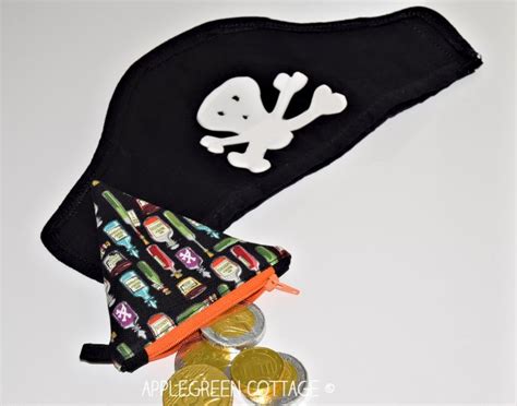 Diy Pirate Costume Easy And Awesome Applegreen Cottage