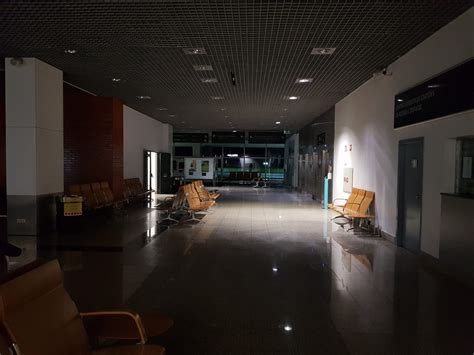 Funchal Airport Reviews (FNC) – Sleeping in Airports