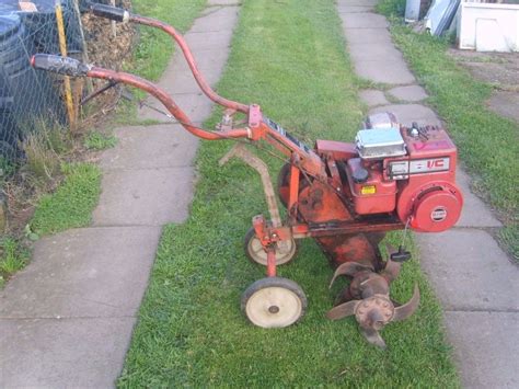 ROTAVATOR ALLOTMENT ROTOVATOR MERRY TILLER MAJOR 5 HP BRIGGS STRATTON