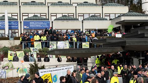 Bauernproteste Grüne sagen politischen Aschermittwoch in Biberach ab