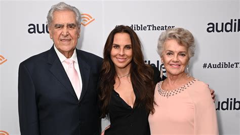 Qui N Es El Padre De Kate Del Castillo