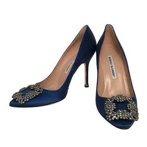 Manolo Blahnik Hangisi Blue Satin Ref57494 Joli Closet