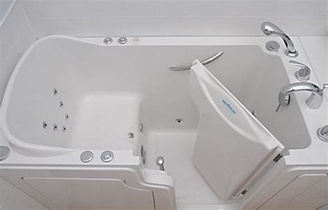 Best Walk In Tubs 2022 Top Rated Walk In Tubs Reviews 2022 Bathroom