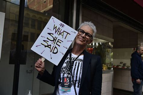 Jamie Lee Curtis Describes Mothers Love As She Pays Tribute To