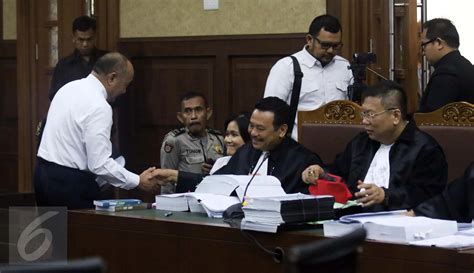 Sidang Ke Jessica Wongso Jaksa Hadirkan Ahli Forensik Rscm Foto