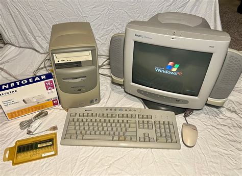 Vintage 1999 HP Pavilion Computer/monitor W/ Accessories - Etsy