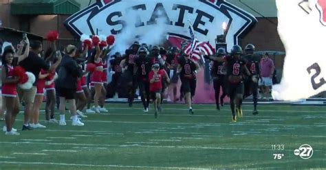 VSU football makes triumphant return in 53-7 win over SVSU