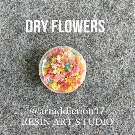 Shop Dried Mini Daisy Flowers Resin Art Studio