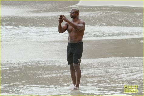 Terry Crews Shows Off Ripped Shirtless Body In Rio De Janiero Photo