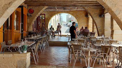 Les Arcades Restaurant Sauveterre De Guyenne 33506